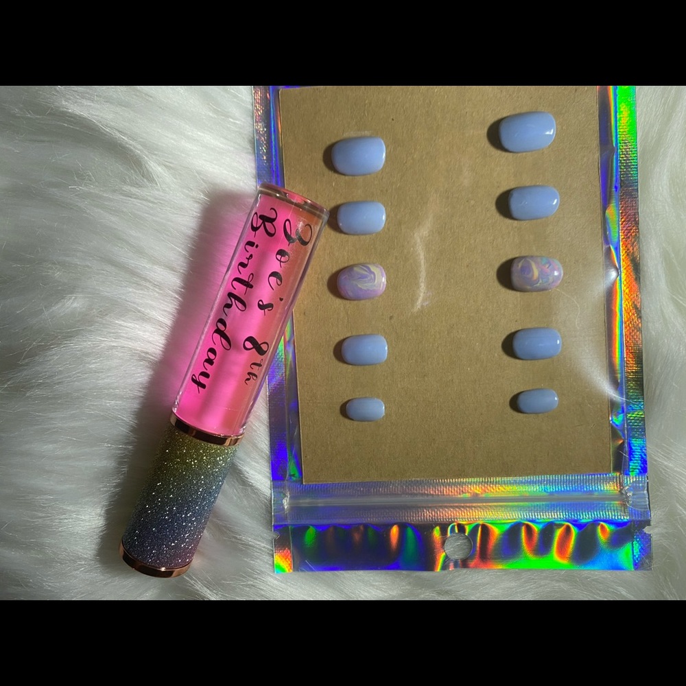 Custom lipgloss and little girls press on nails